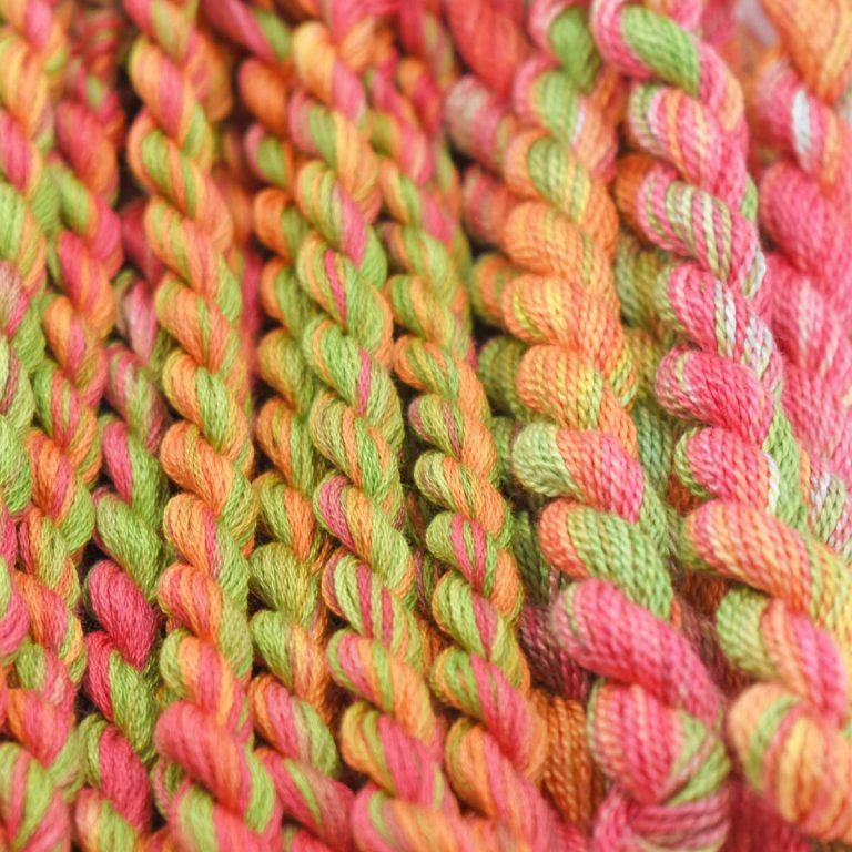 coral-pink-green-colour-3