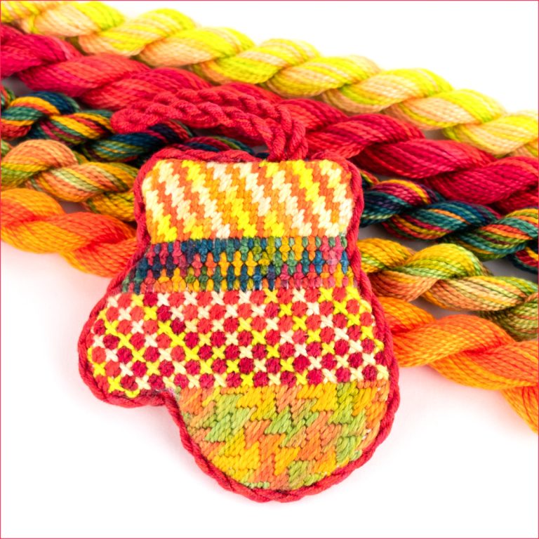 needlepoint-mitten